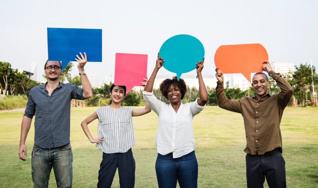 how-to-build-immediate-trust-with-social-media-2
